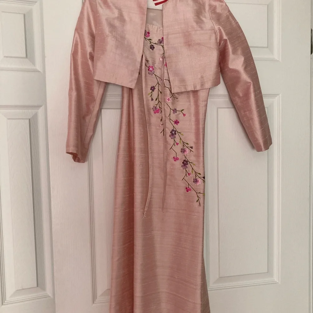 Neiman Marcus gorgeous silk